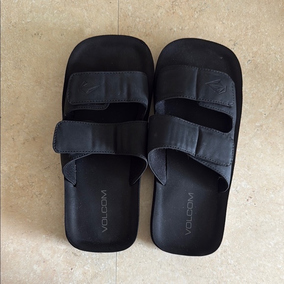 Volcom slides - Picture 2 of 5
